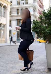 Anamur Escort Bayanı: İnce Belli, Sarı Saçlı Güzellik