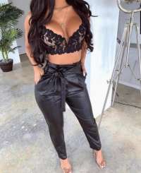 Ateşli ve Eğlenceli bir Gece için Mezitli Escort Elif Sizi Bekliyor