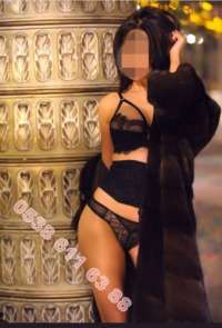 Mezitli Bölgesinde Hizmet Veren Büyüleyici Escort: Naz