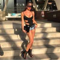 Mezitli Escort’unun Zarif ve Modern Stilinde Kaybolun