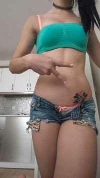 Tarsus Escort Bölgesinde Tekil Bir Deneyim: Dövmeli Kız
