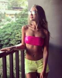 Tarsus Escort Güzellikle Dolup Taşan Uzun Saçlı Bayan